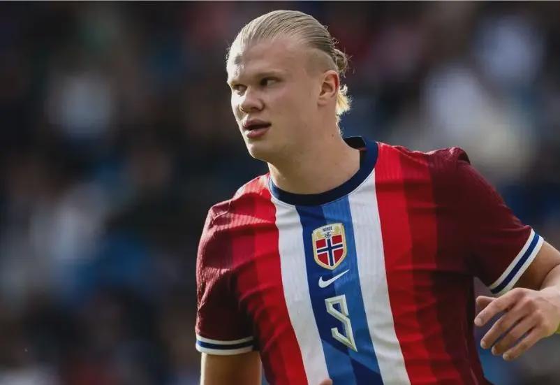 34岁阿联酋国脚奥马尔宣布退役，曾斩获亚洲足球先生