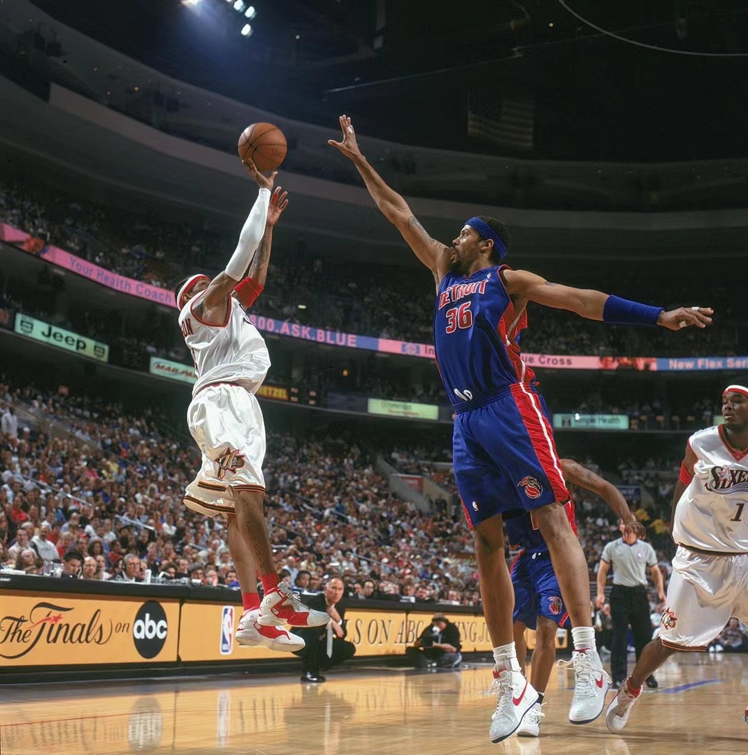 “我们知道我们可以依靠他”：坎特与法国队，永不落幕的故事（“有他就安心”：坎特与法国队的未完传奇）