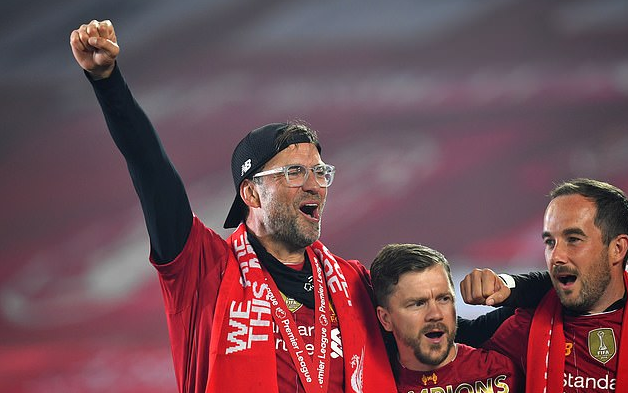 名记还原leeway事件：保罗私自指点伦纳德被小范甘迪警告