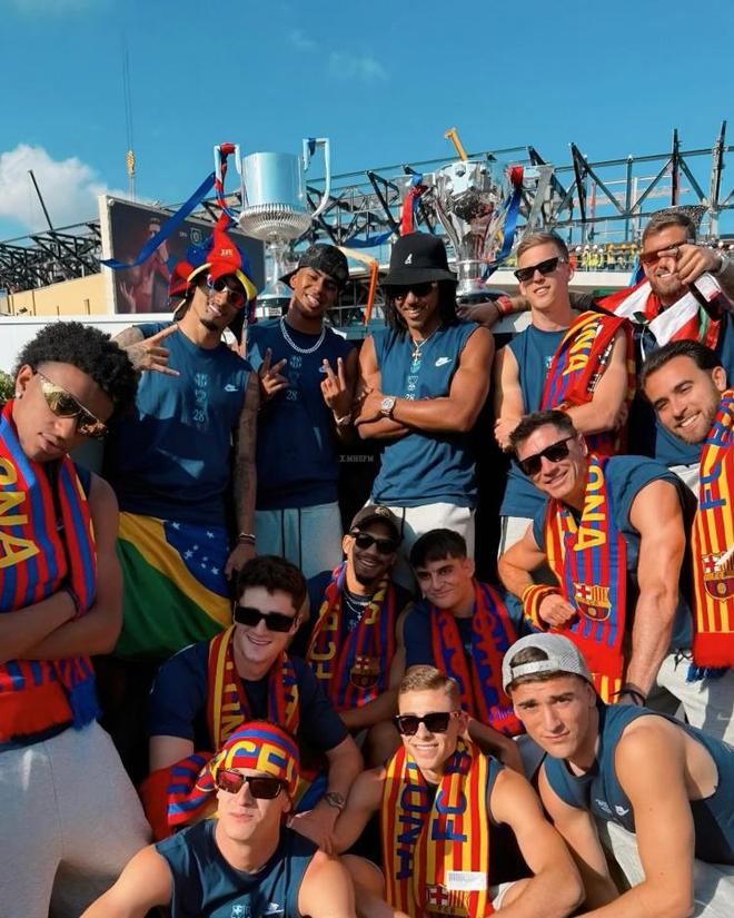 又是逆转！巴萨主场战胜马竞！目前领先四分稳居榜首～（巴萨再度逆转，主场击败马竞！领先4分稳居榜首）