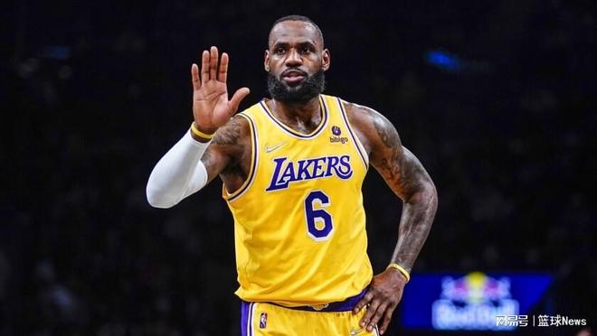 曼联7000万签沃顿有一前提，阿莫林自信可实现！卡里克钦点其接班（曼联7000万签沃顿有先决条件，阿莫林自信能成，卡里克点名接班人）