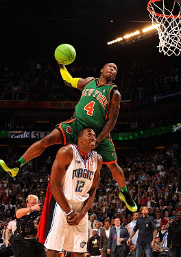 足球历史十大传奇球星（足坛史上十位传奇巨星）