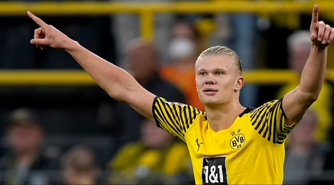 巴萨梅西关键助攻助力进球（梅西关键助攻助巴萨破门）