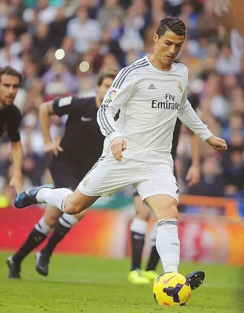 阿利松：萨拉赫有表达感受的自由，但就要承担相应的后果